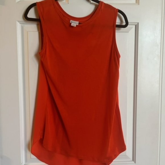 STYLUS Sleeveless Top (Small) - Picture 1 of 2